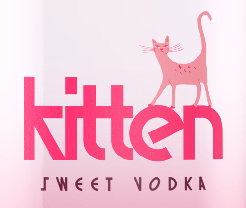Kitten Sweet Vodka Logo mit stilisierter rosa Katze auf pinkfarbenem Schriftzug gegen hellrosa Hintergrund.