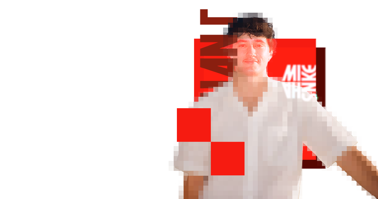 Pixelierte Figur in rot-weißem Trikot vor schwarzem Hintergrund mit digitalen Artefakten.